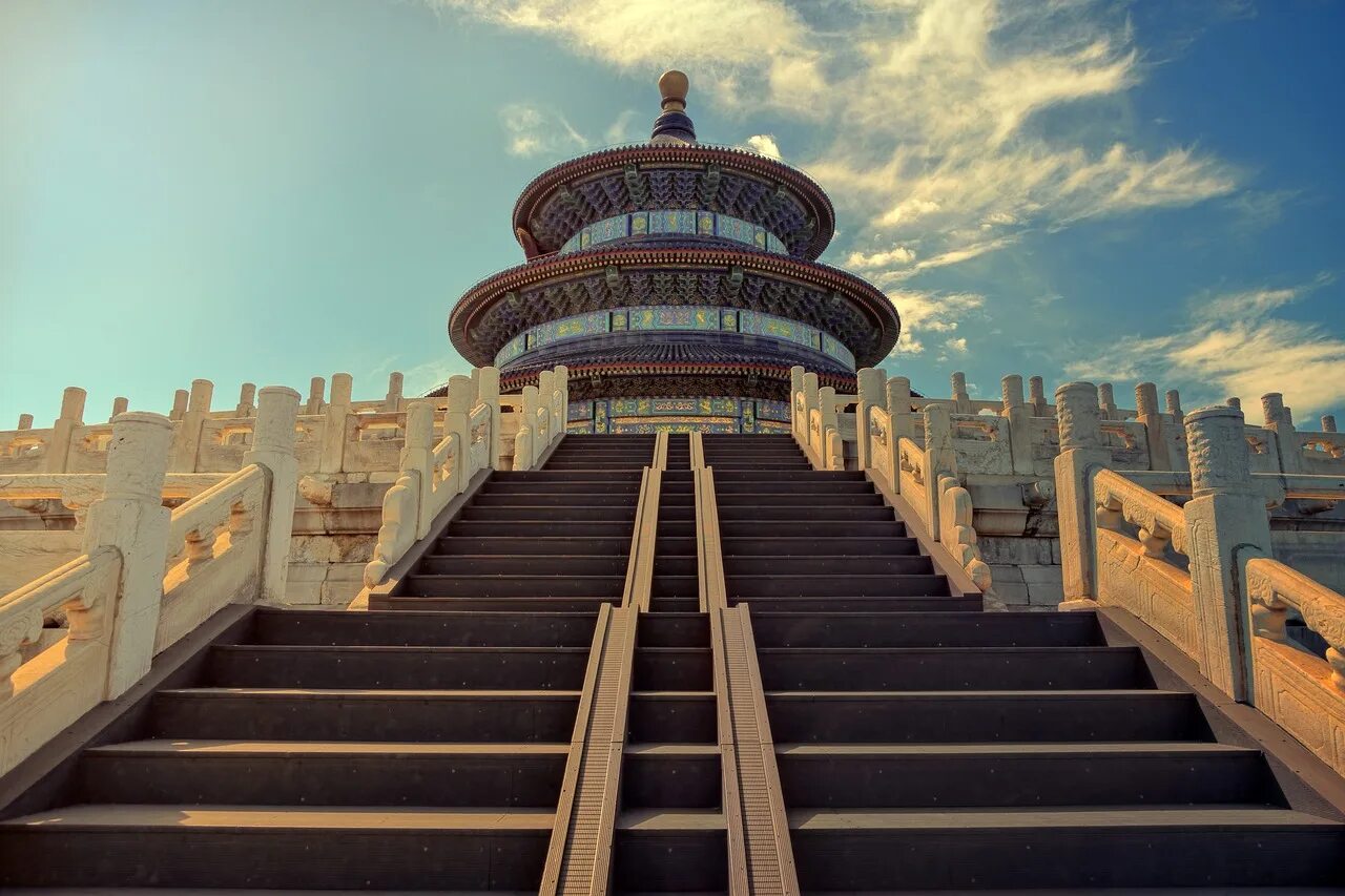 Храм неба (Тяньтань). Храм неба в Пекине. Храм неба Тяньтань Китай. Китай храм неба солнца в Пекине.