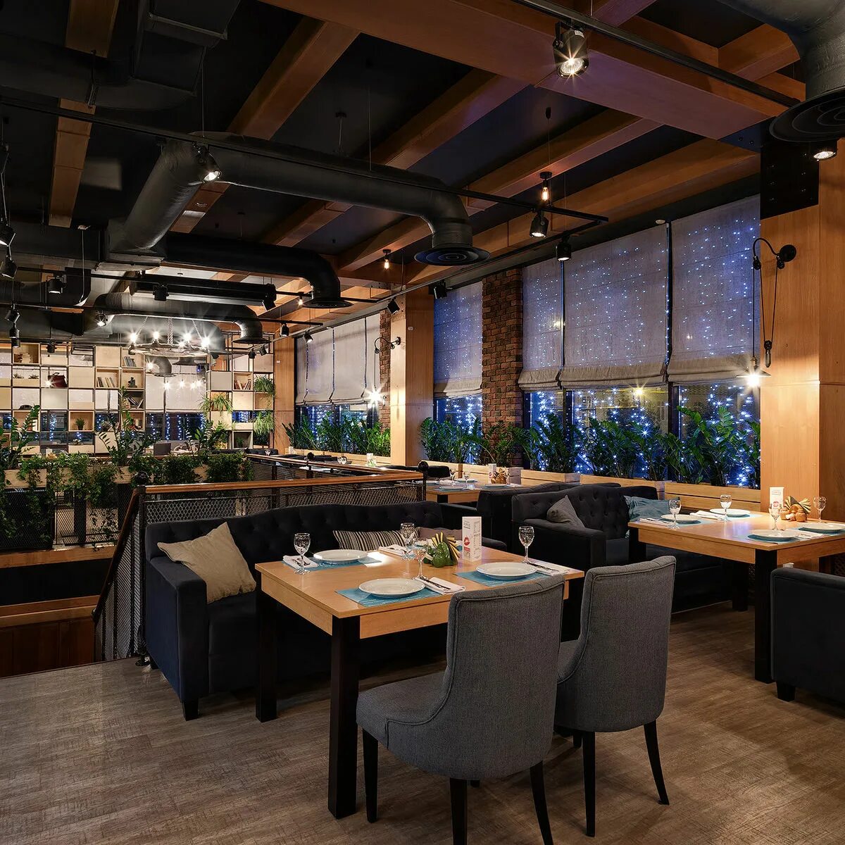 Ресторан лофт фото. Лофт тушино ресторан. Ресторан лофт фото. Стиль лофт в кафе и ресторанах. Интерьер ресторана в стиле лофт.