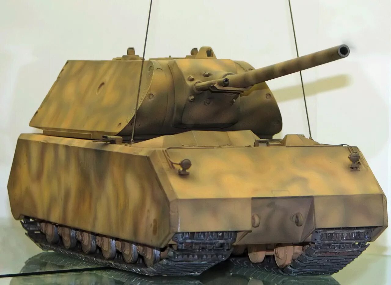 Сверхтяжёлый танк маус. Euro maus. Ropa maus фс 22. Погрузчик-очиститель сахарной свеклы ropa maus. Ropa euro maus погрузчик.
