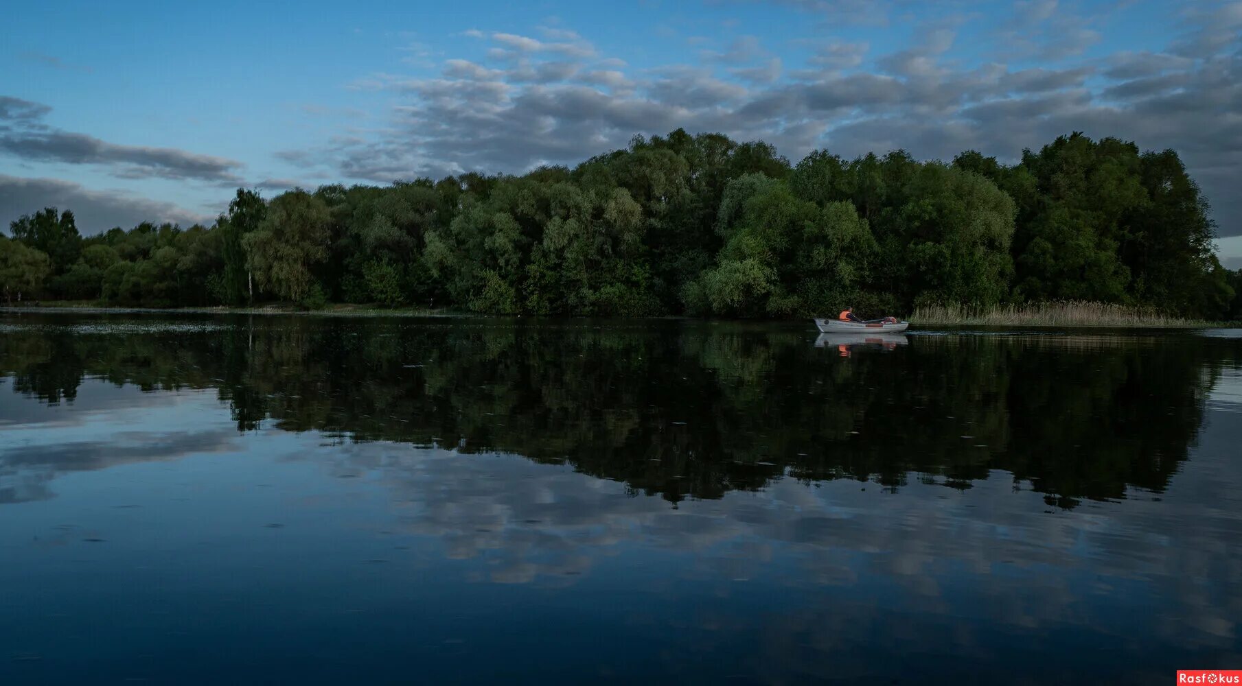 бездонное озеро москва. озеро бездонное солнечногорский район. бездонное озеро серебряный бор. бездонное озеро москва. смердячье озеро шатура.