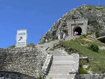 Ловчен черногория