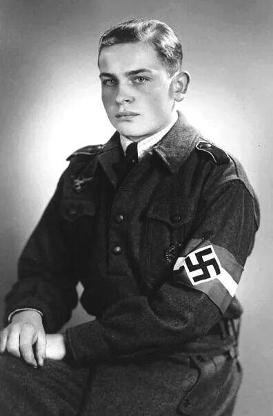 Гитлерюгенд что это. Йозеф Ратцингер Гитлерюгенд. Гитлерюгенд Люфтваффе. Гитлерюгенд Хартманн. Гитлерюгенд форма.