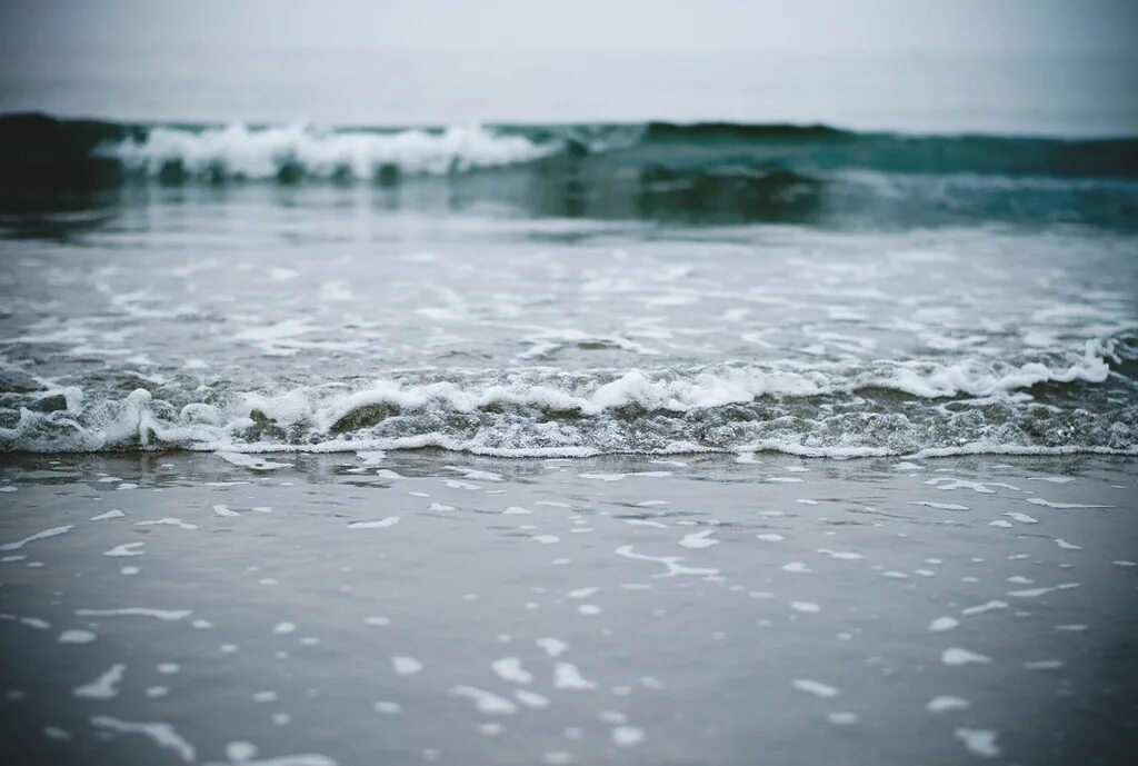 Грустью море не. Грустное море. Море грустное фото. Обложка грустное море. Фото красивое море грустно.