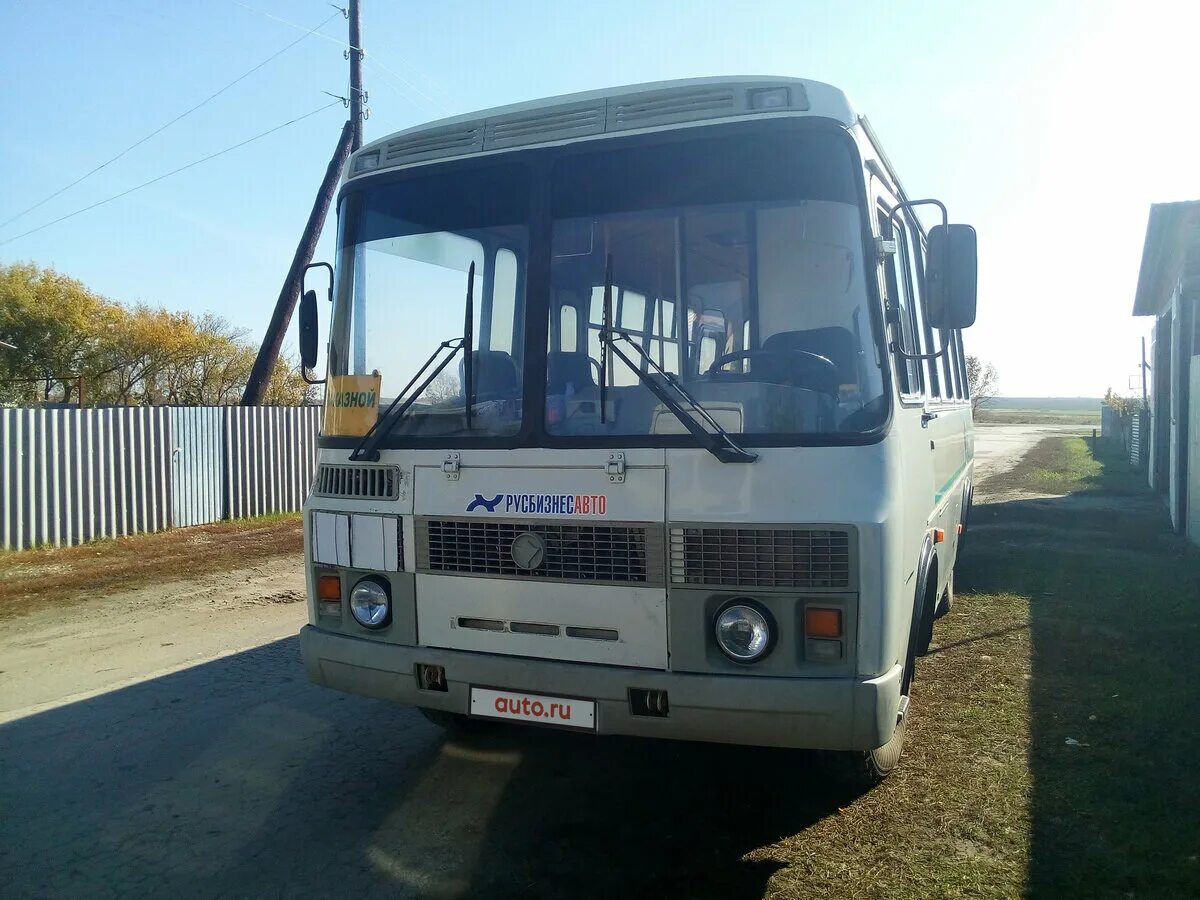 Паз 3205 2008. Паз 2006. 32052804010 белый паз 3205. Паз 3205 бело зеленый. Паз 2015.