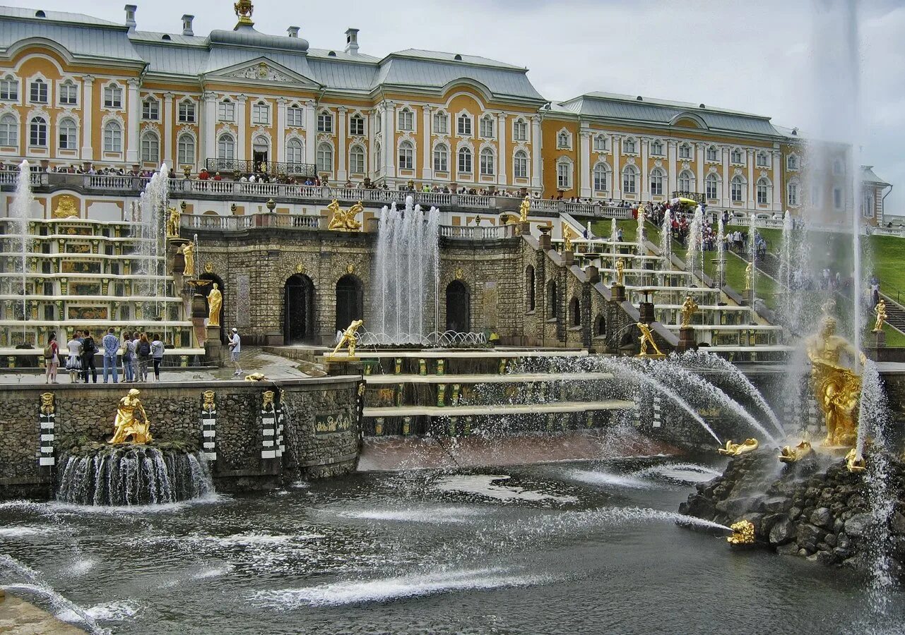 Петергоф википедия. Петродворец в петергофе. петергоф фонтаны. новый петергоф фонтаны. 1845 г. в. садовников. большой каскад и большой дворец в петергофе..