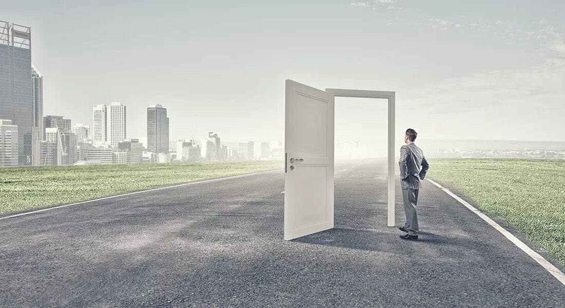 Open the way. Фото дверь в новую реальность. new opportunities door. opportunity photo. doors open.