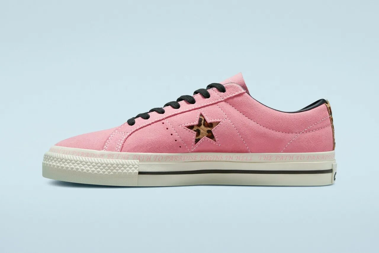 Розовый пабло. Converse sean pablo one star. шон розовый.