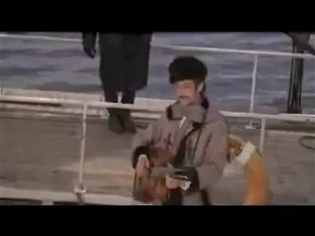 Призрачно в этом бушующем