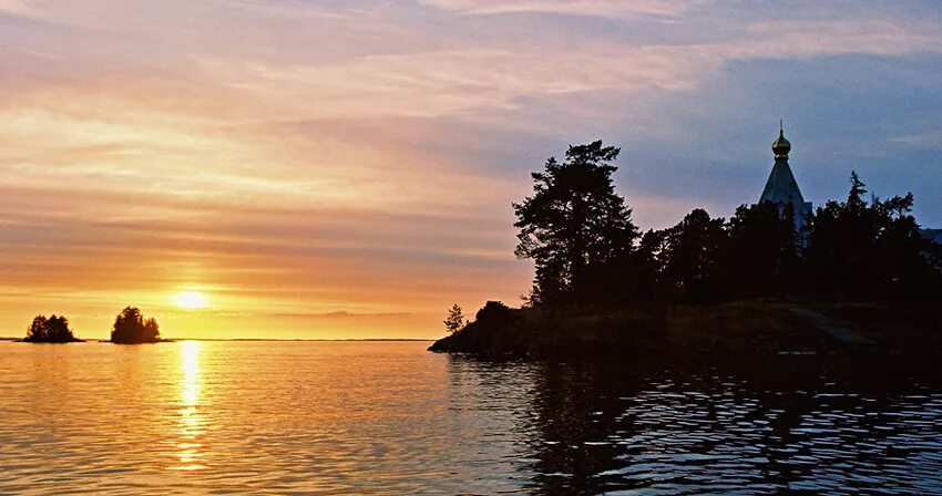 Валаамский архипелаг ладожское озеро. Остров валаам никольский скит. Валаамский монастырь ладожское озеро. Валаам гроза фото. Ночь на валааме фото.