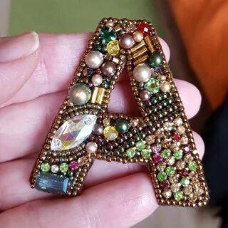 Буквы из бисера