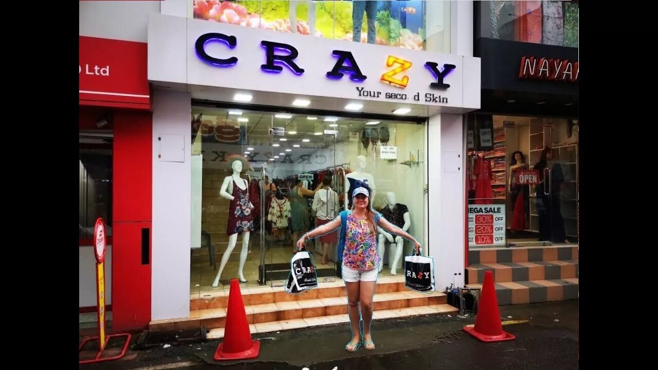 Crazy магазин. Crazy shop. Crazy 8 store. Магазины кюхенленд хом спб. Шри ланка магазины одежды.