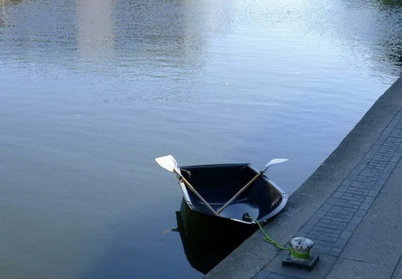 Самая маленькая лодка в мире краткое. Складная лодка foldboat. Необычные лодки. Самая маленькая лодка в мире. Самый маленькая лошка в мире.