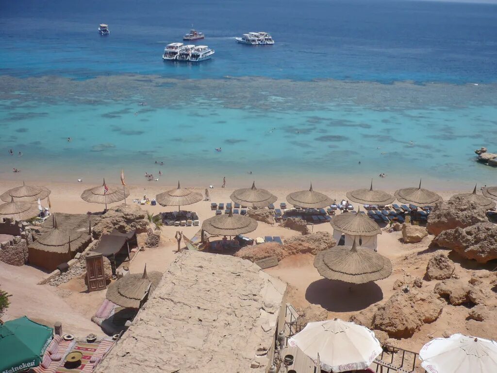 Вода в шарме сегодня. Sharm Cliff Шарм-Эль-Шейх. Island view Шарм-Эль-Шейх. Шарм-Эль-Шейх Sharm Cliff Resort 3. Викинг Club Шарм-Эль-Шейх.