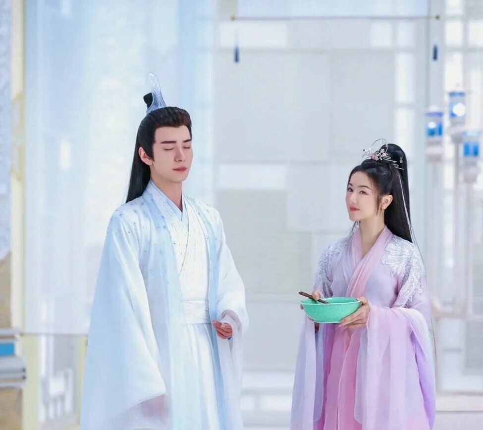 Дорамы 2023 про любовь. Во время звездопада дорама. Любовная битва дорама. Влюбленность дорама. The starry love дорама кадры.