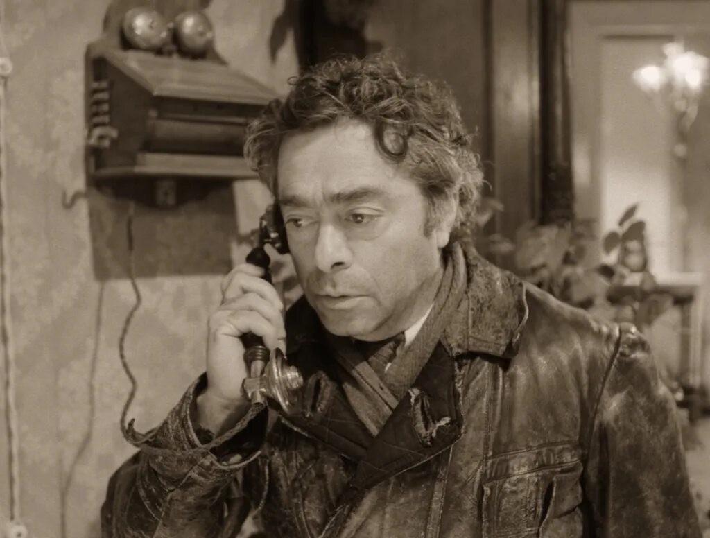 Помощница швондера. Характеристика швондера. Собачье сердце герои швондер. Какую книгу читал шариков по совету швондера. Собачье сердце швондер.