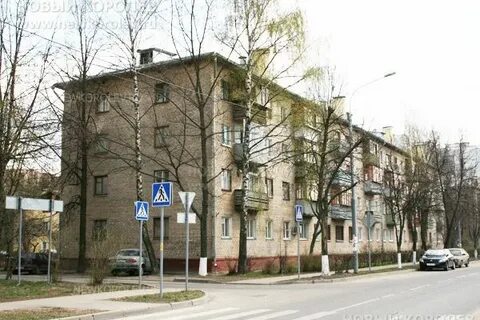 Королева 36