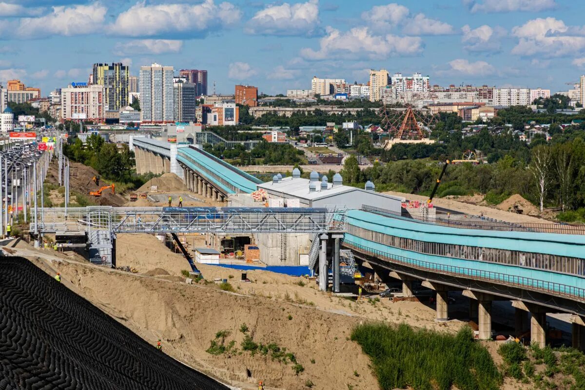 Открытие спортивная новосибирск. Станция спортивная Новосибирск. Спортивная (станция метро, Новосибирск). Новосибирский метрополитен спортивная. Надземное метро Новосибирск.