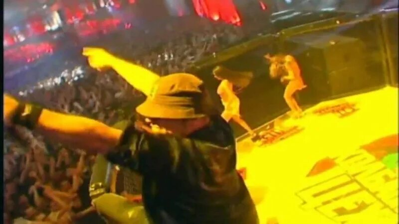 Мс вспышкин и диджей аллигатор давай давай. Dj aligator project_baloon. Диджей аллигатор давай давай. Диджей аллигатор 2021. Диджей аллигатор и мс вспышкин.