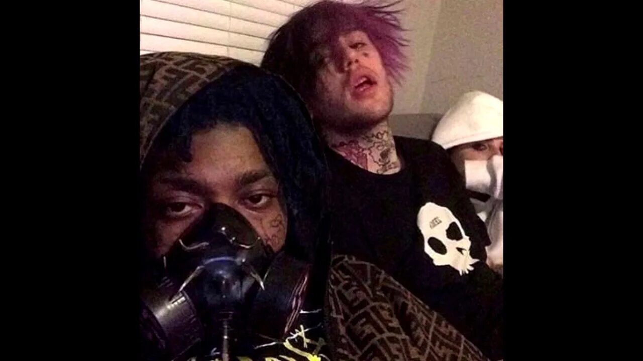 Lil peep lil tracy. Lil tracy 2016. Lil tracy рост. Лил пип witchblades. Lil peep x lil tracy.