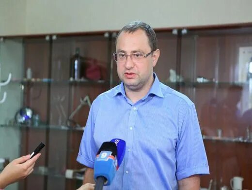 Министр здравоохранения Кубани: Вакцинировать детей важно, чтобы обезопасить от 