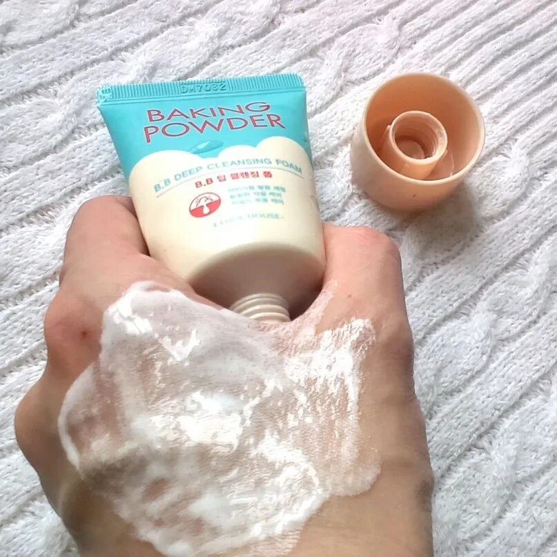 Baking powder deep cleansing foam. Baking Powder BB Deep Cleansing Foam 160ml. Baking Powder b.b Deep Cleansing Foam 30ml. Очищающая пенка для снятия ББ-крема Etude House Baking Powder b.b. Deep Cleansing Foam 30 мл. Etude House пенка с содой Baking Powder BB Deep Cleansing Foam, 30 мл.