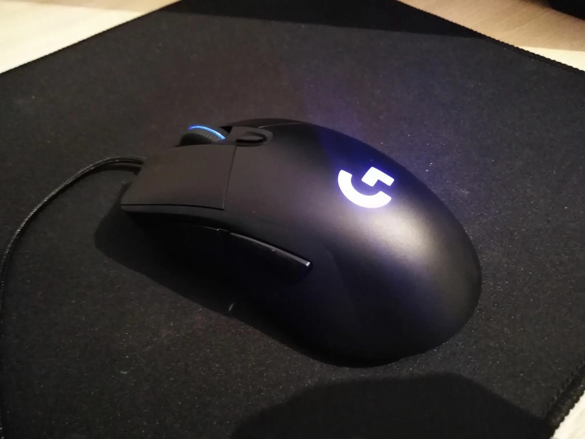 Мышь Logitech G403 Prodigy Gaming Mouse USB (910-004824) - купить по низкой цене