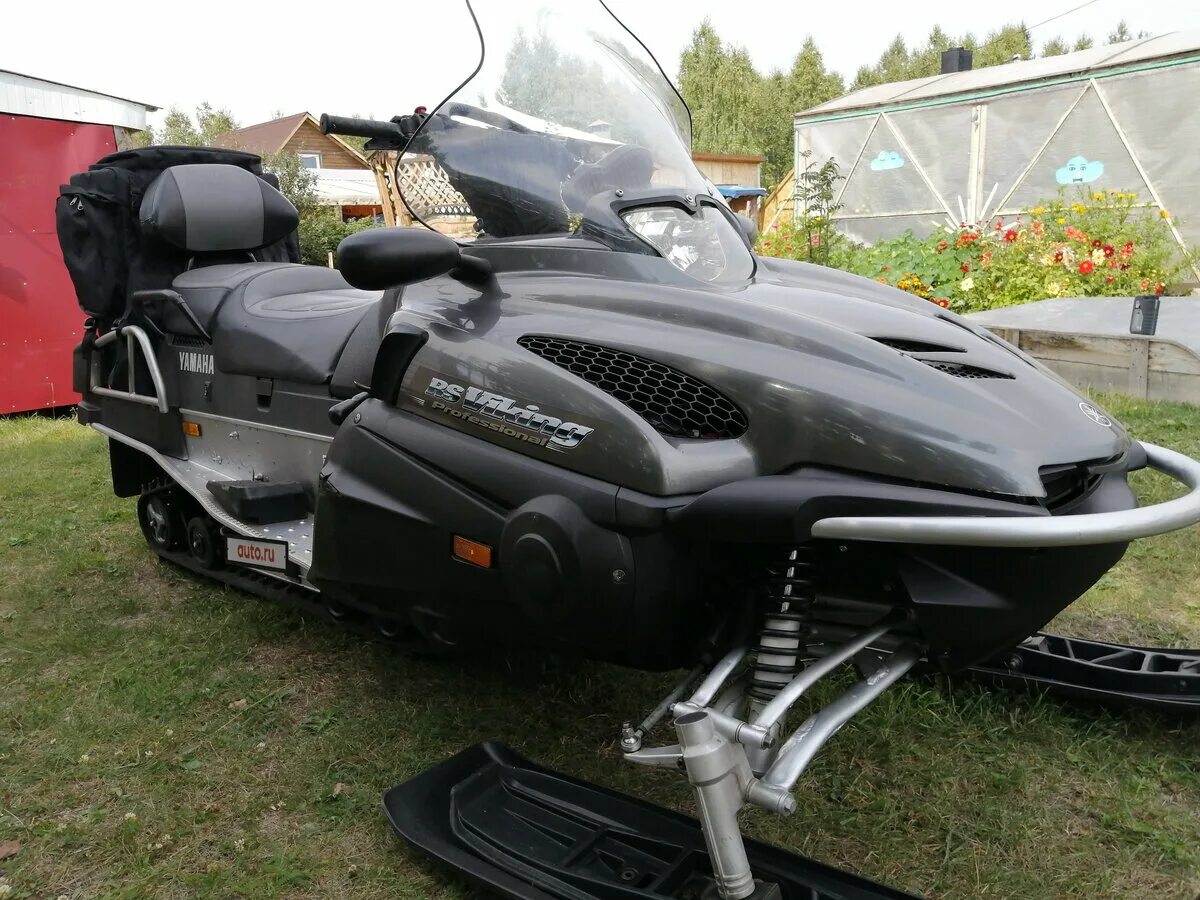 Купить снегоход ямаха бу в россии. Yamaha professional vk10. Yamaha professional 2013. Ямаха Профешнл снегоход. Кофр Yamaha vk10 professional.