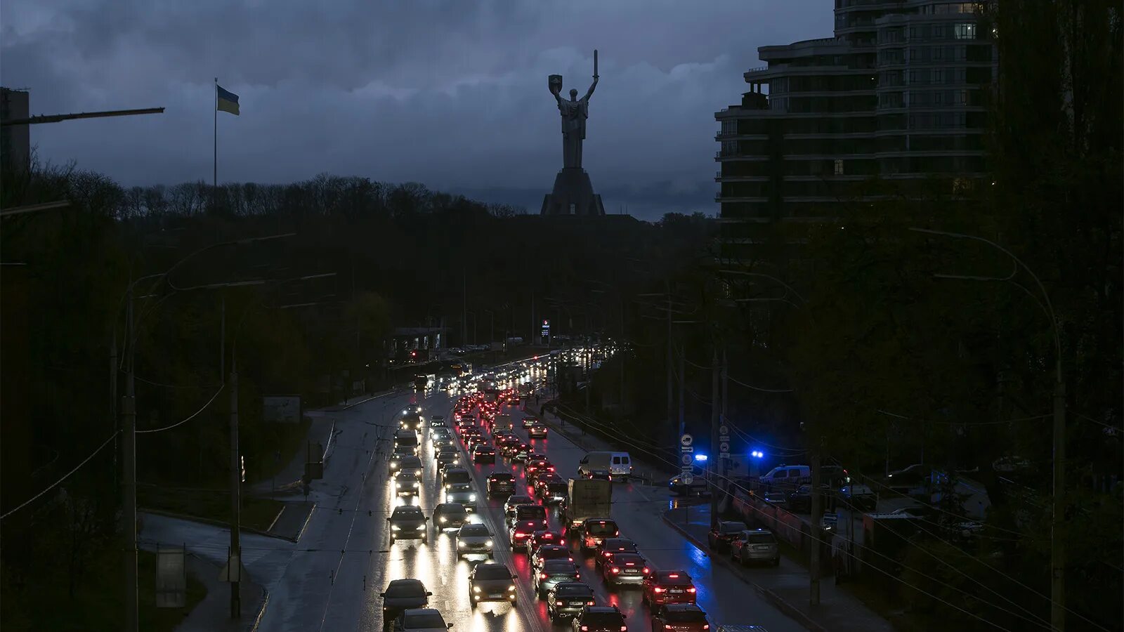 До харькова осталось