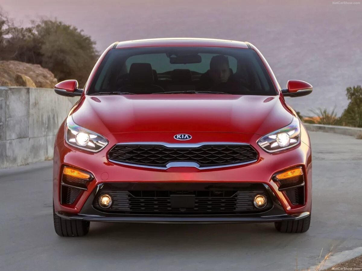 Купить киа 2019г. Kia Forte 2021. Киа Церато 2019. Новая Киа Серато 2019. Kia Forte 2019.