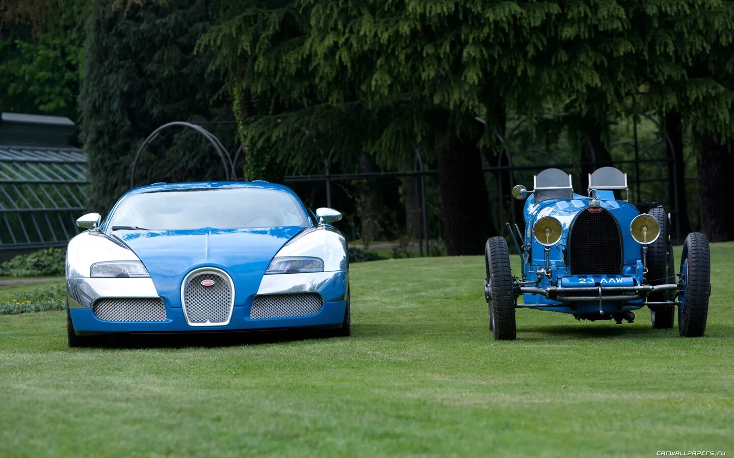 Bugatti сайт. Бугатти 2009. Бугатти Вейрон 2009. Bugatti Automobiles SAS. Машина Бугатти 100.