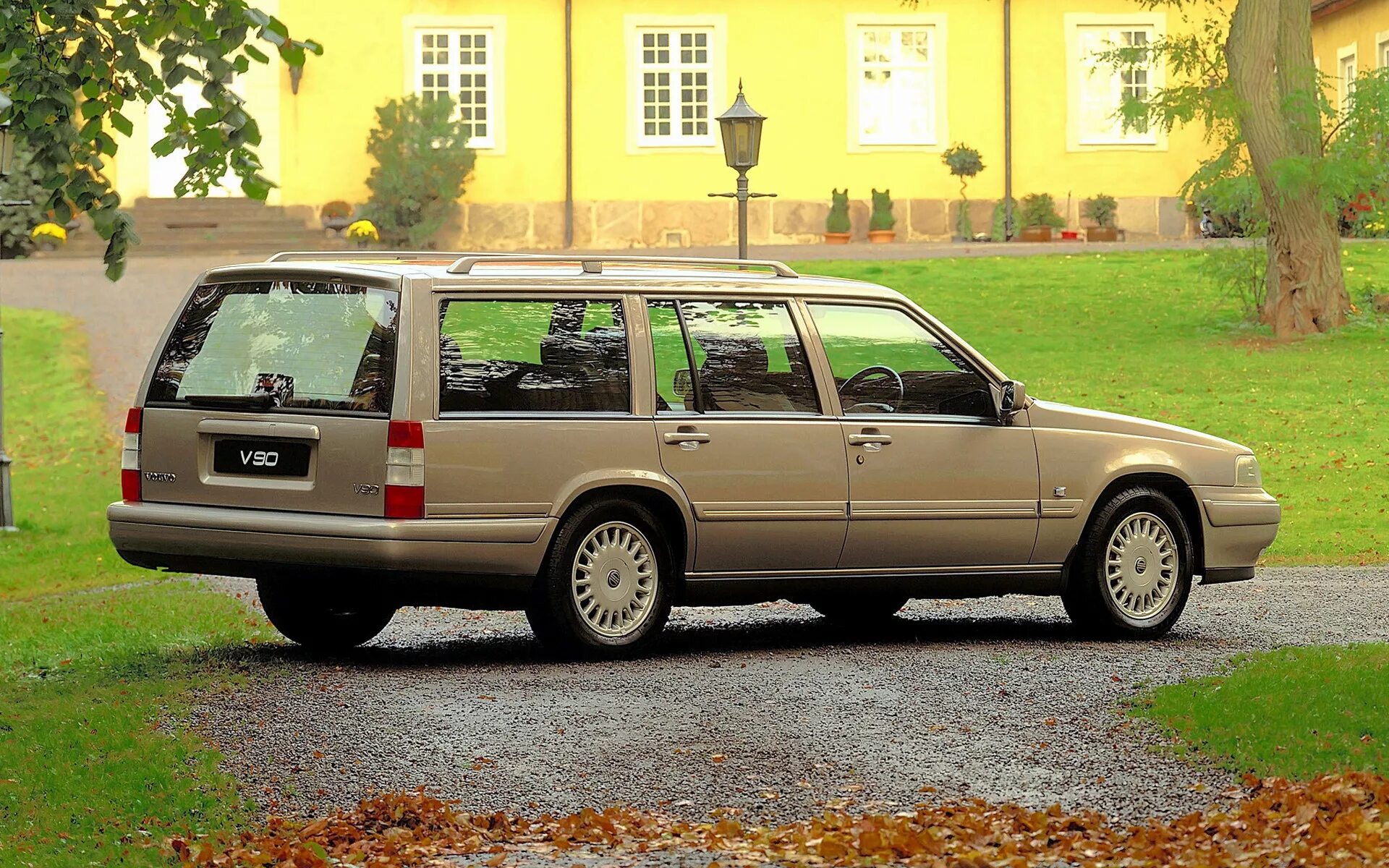 Вольво универсал 1998. Volvo 90 универсал 1998. Volvo универсал v90. Вольво универсал v90 1997.