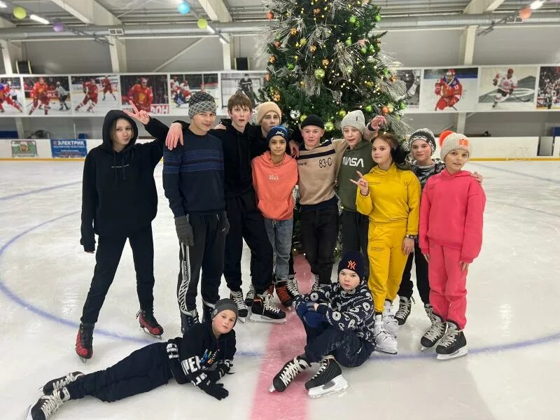 кингисеппский центр социального обслуживания. кингисеппский колледж технологии. восток дол эмблема. кингисеппский ресурсный центр. доол восток.