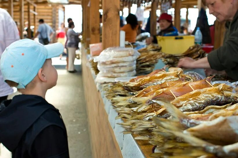 байкальская рыба омуль. рыба на базаре. рыбные ряды в вильнюсе. центральный рынок ростова-на-дону рыбные ряды. рыбный центральный рынок.