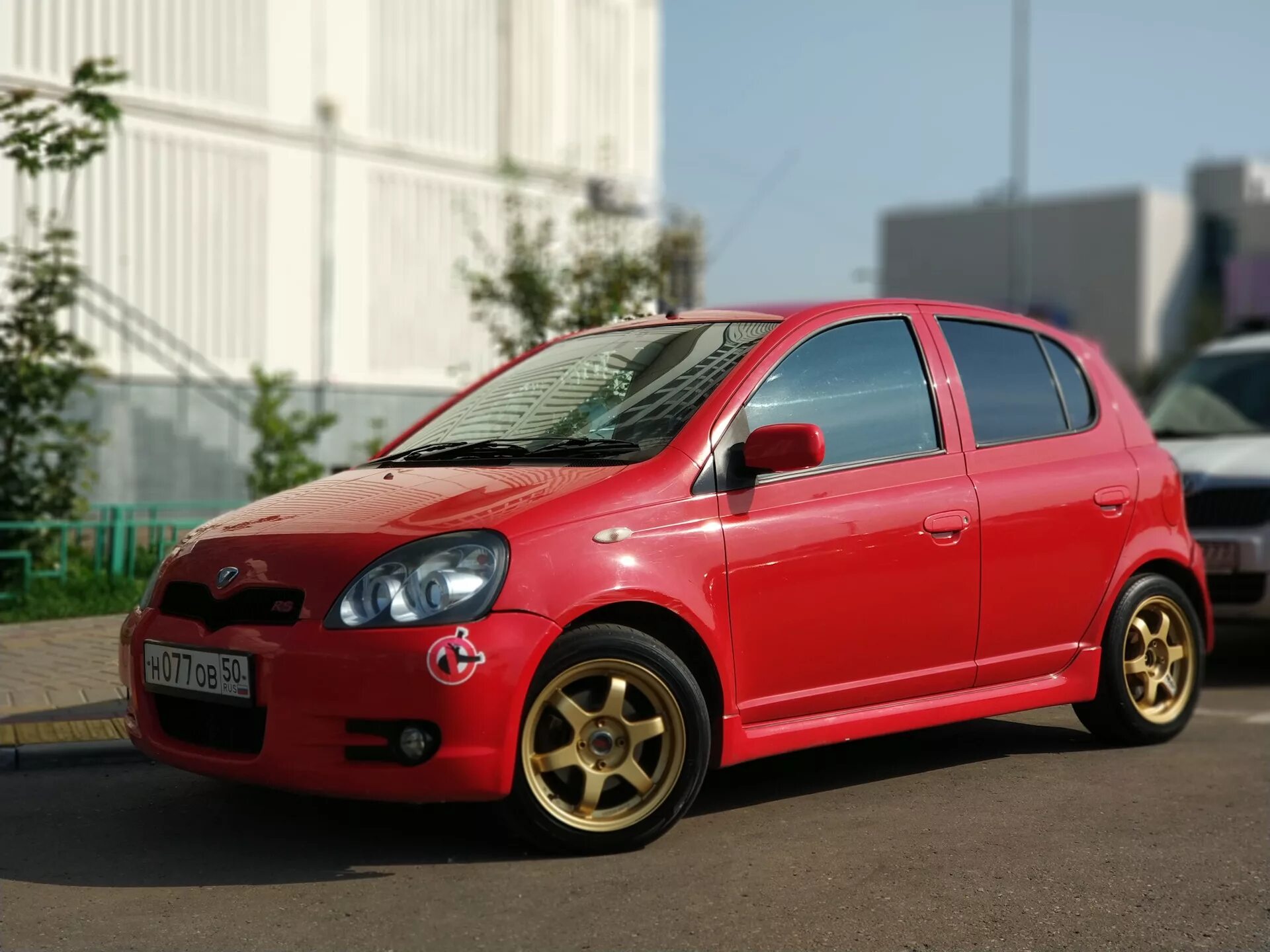 Купить витц в красноярске. Toyota Vitz 1.5 RS. Vitz RS 2000. Vitz RS 10. Тойота Витц РС 2000.