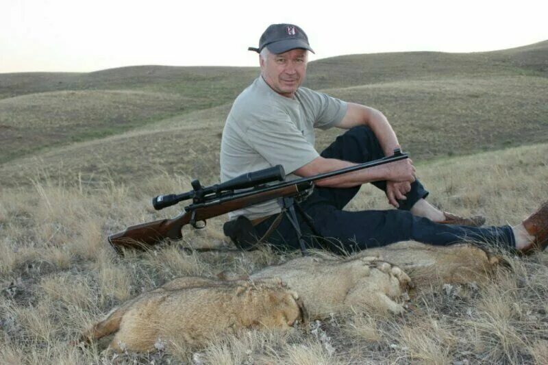 Рыбалка в оренбурге и области в контакте сегодня урал. Охотники оренбурга. Дыхненко оренбург охота. Сурок оренбургский областной. Охота в оренбургской области.