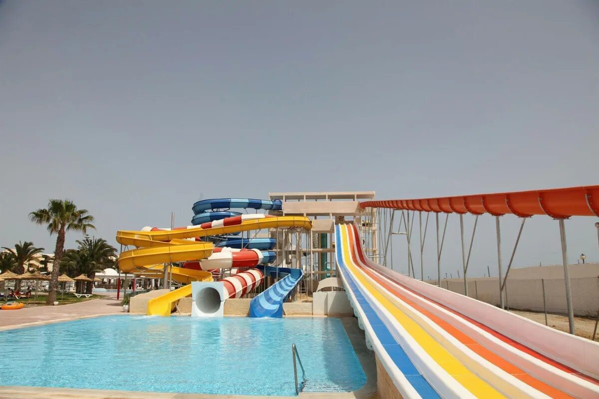 Хаммамет бич аквапарк 4 тунис. Venus пляж. Venus beach hotel 5*. Отель империал пафос. Venus beach hotel пляж.