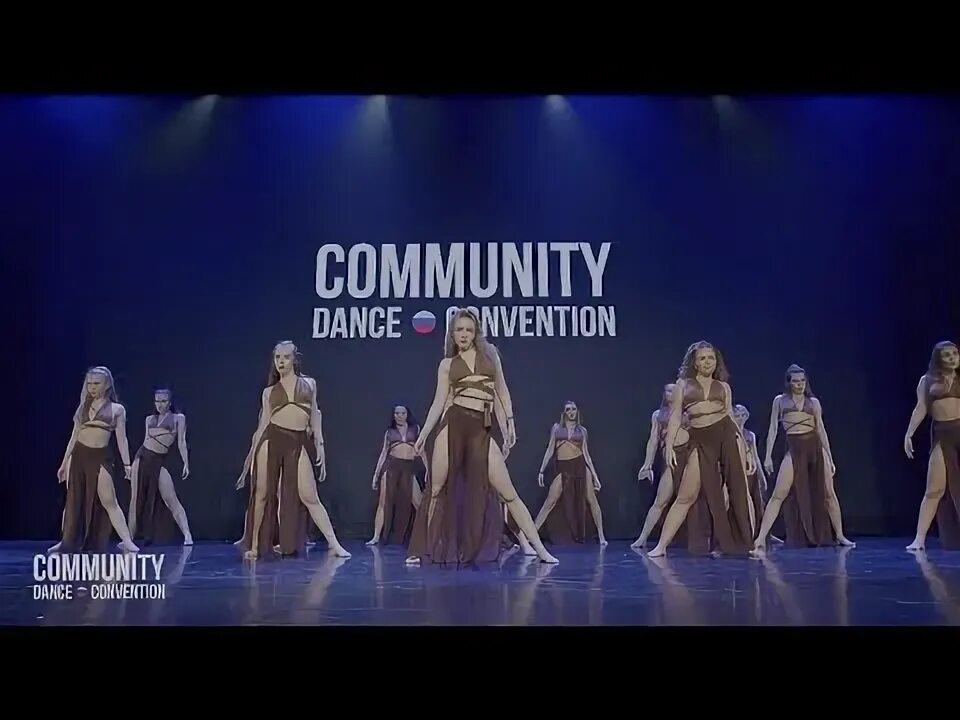 Мюзикл дэнс. Дэнс комьюнити. Комьюнити танцы. Community dance convention красноярск 2024. Учитель танцев хип хоп.
