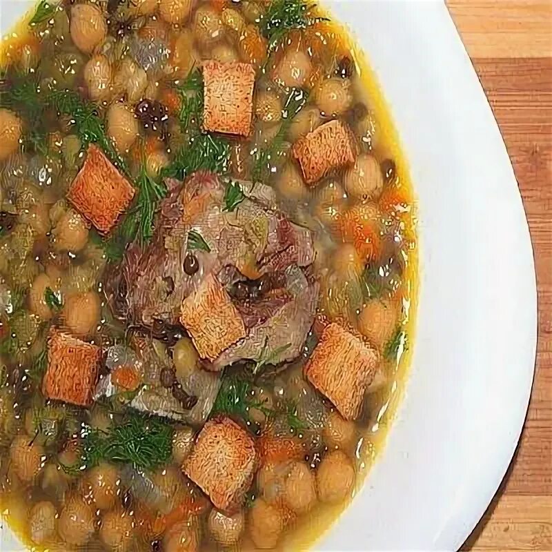 Чечевица с копчеными ребрами