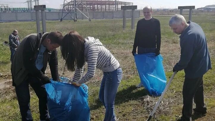 Погода невинномысск сегодня по часам. Субботник Невинномысск. Рип Невинномысск. Заместитель Миненкова Невинномысск. Невинномысск субботник 12 школа.