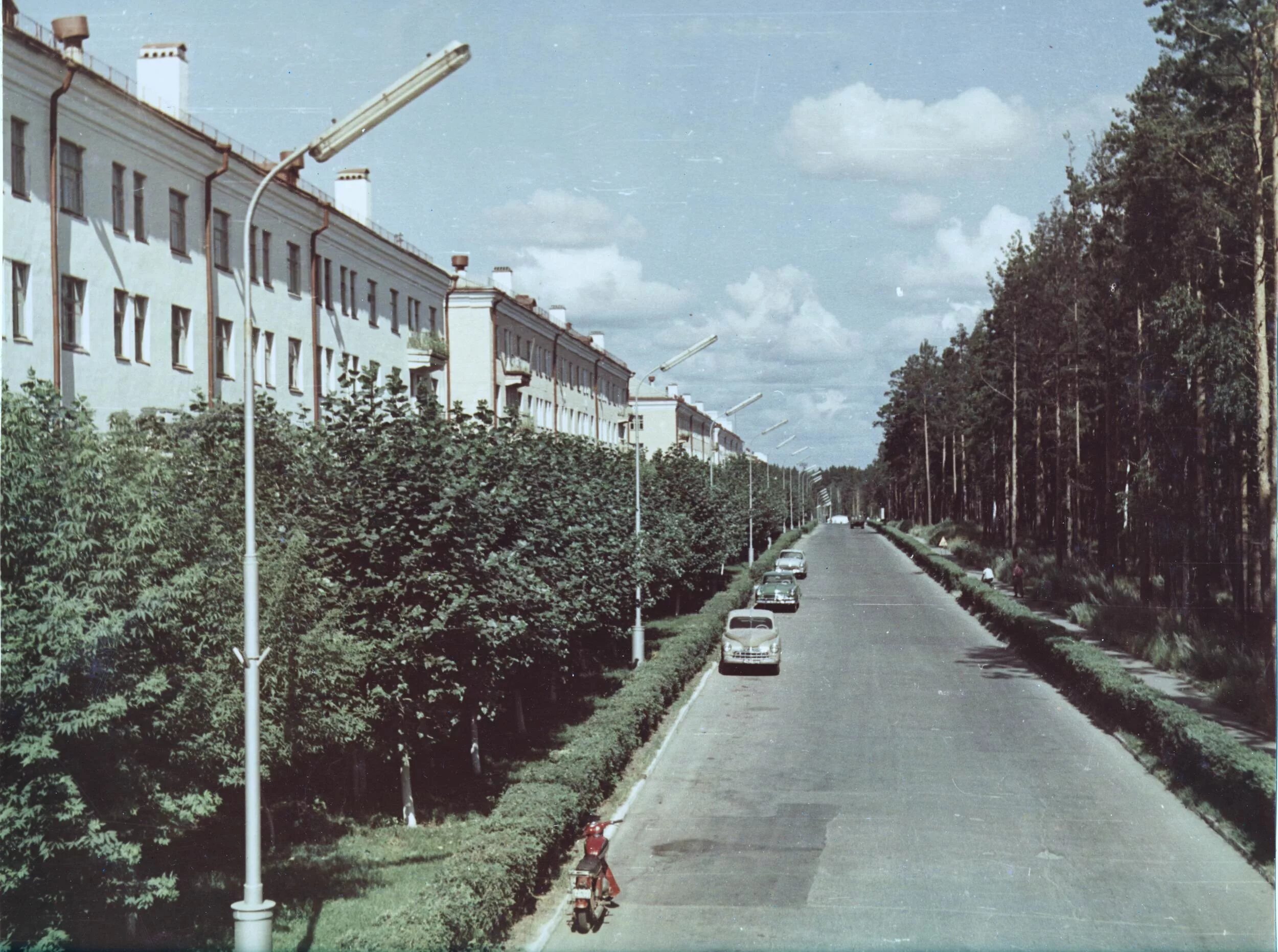 бульвар свердлова снежинск. снежинск фото. снежинск площадь. челябинск-70 снежинск. 40 лет октября снежинск.