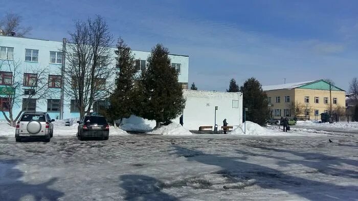 Сбербанк дмитровск. Автостанция Дмитровск Орловский. Дмитровск улица Социалистическая. Дмитровский Пенькозавод Орловская область. Дмитровск Орловская область улица Социалистическая.