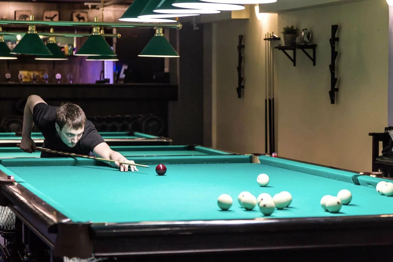 Бильярд чехов. Billiard Club Piramida. Бильярд в Москве. Красивый бильярд.