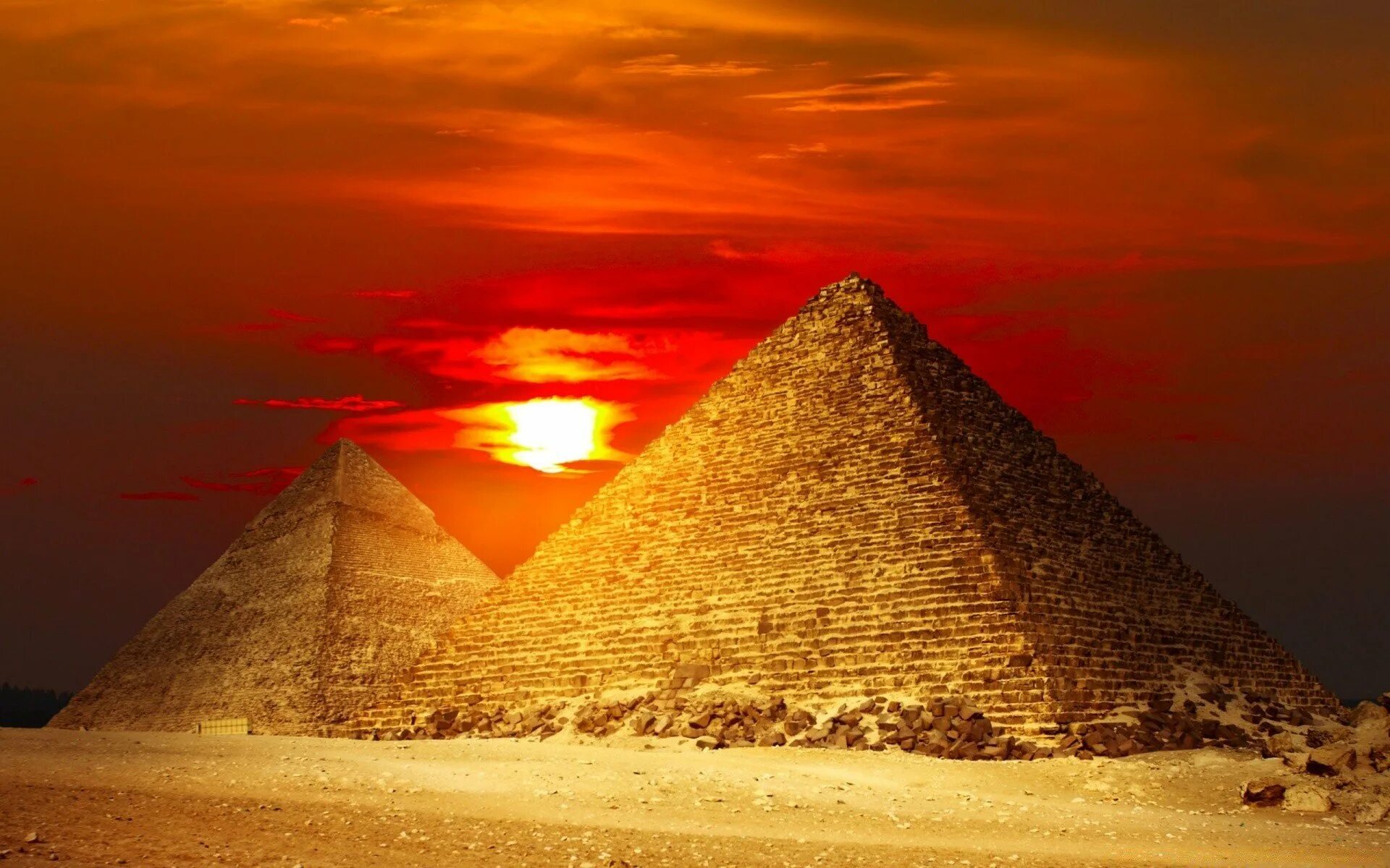 Исторический факт о фараоне хеопсе. Пирамида Хеопса семь чудес света. Пирамида Хеопса древний Египет. Пирамиды Гизы древний Египет.