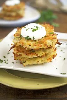 Картофельные драники с яйцом