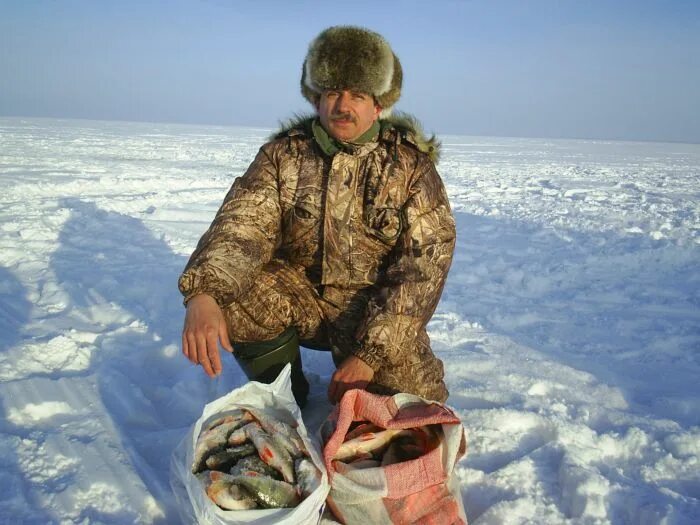 ОВХ Новосибирск. Рыбаки Новосибирск. Фото Чановский улов. Рыбаков Русь Новосибирск фото.