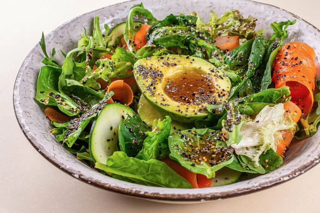 хабюрза салат кофемания. листья салата романо. ризотто кофемания. кофемания салат. кофемания салат.