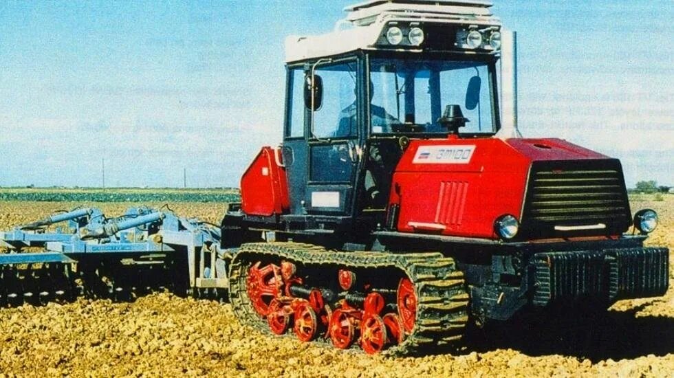 Вт-100 трактор. Гусеничный трактор вт-100. Вт-100 трактор. Вт-100 трактор. Трактор гусеничный вт-100д.