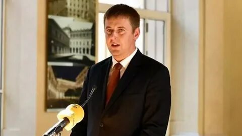 Министр иностранных дел отставка