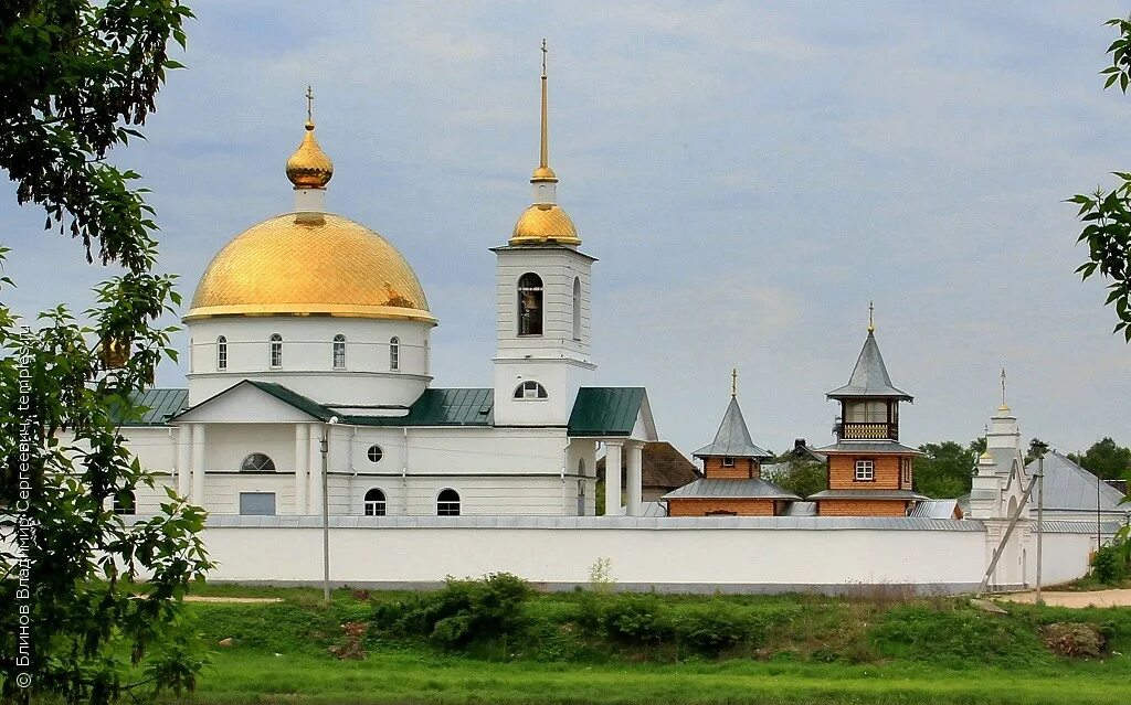 Спасо симанский монастырь остров. Спасо-казанский симанский женский монастырь города острова. Симанский монастырь псковская область. Спасо симанский монастырь остров. Спасо-казанский симанский монастырь в г остров.