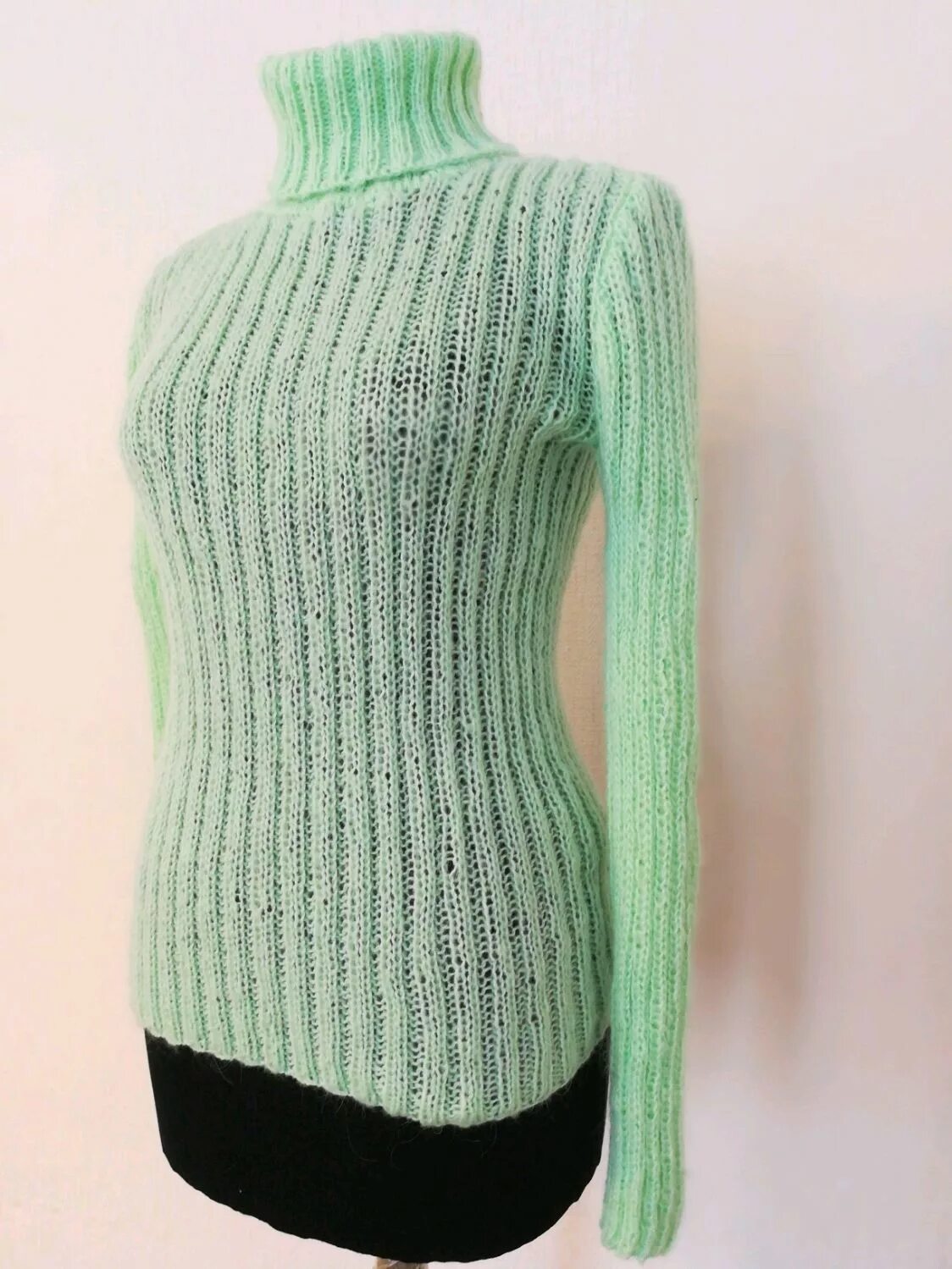 Водолазка лапша с рукавом 3:4. Трикотажное платье лапша. Узор лапша вязаный. Вязаное платье лапша. Платье лапша спицами мк.